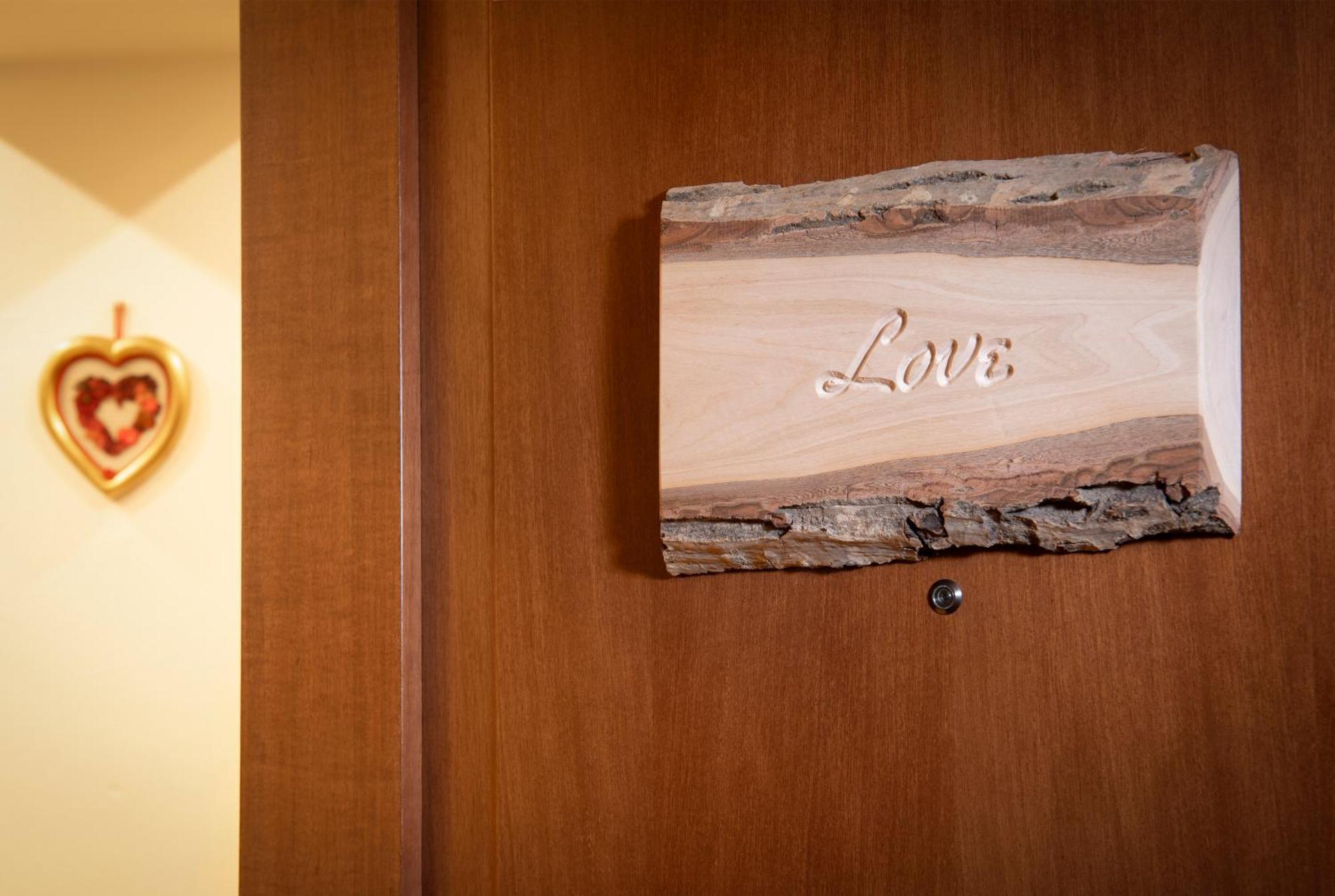 Bed & Breakfast Tiffany Domodossola Exterior foto